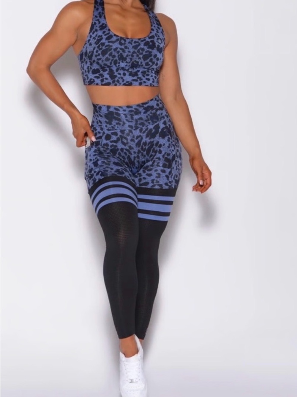 Bombshell thigh high leggings blue leopard black stripes gym XS Mint!
